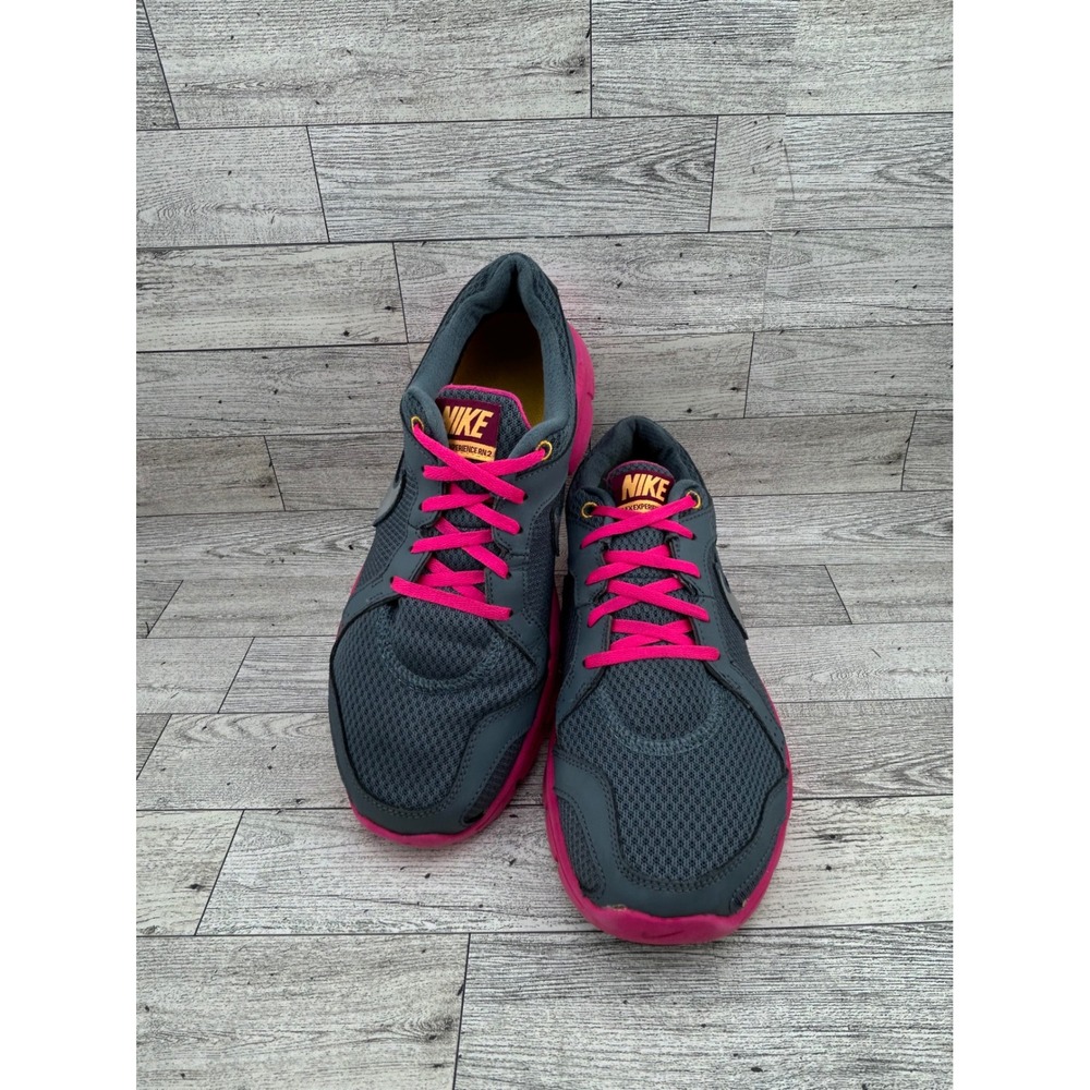 Nike Flex Experience RN 2 Women Sz 9 Running Shoes Grey Pink 599548-402